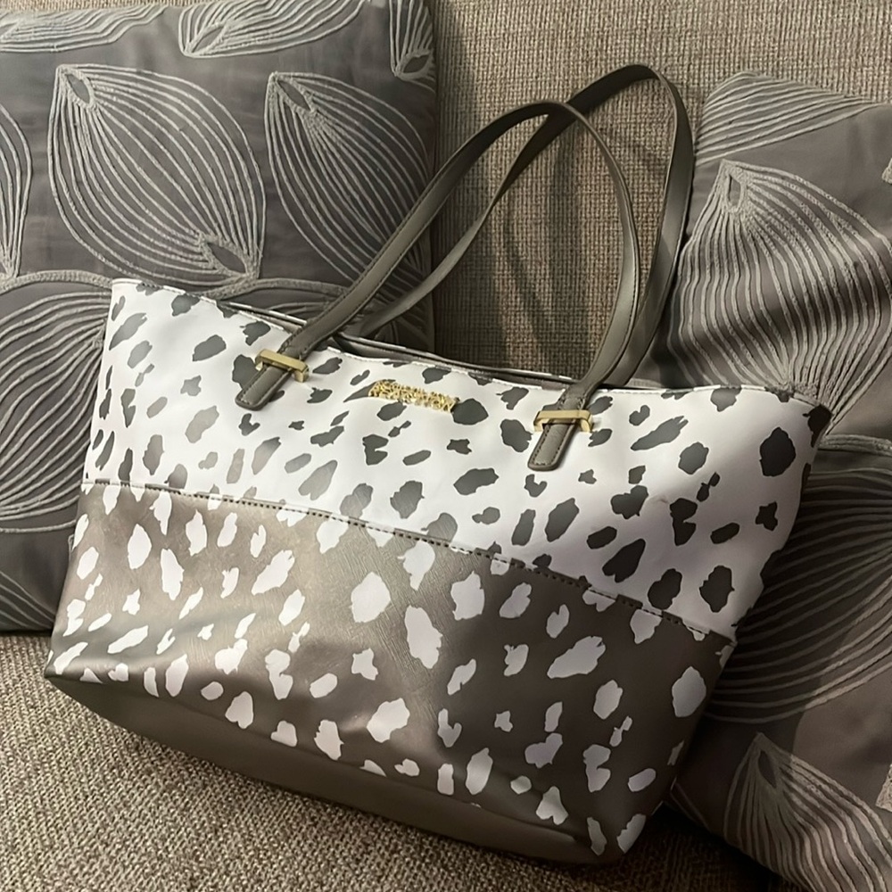 Kenneth Cole Reaction Purse